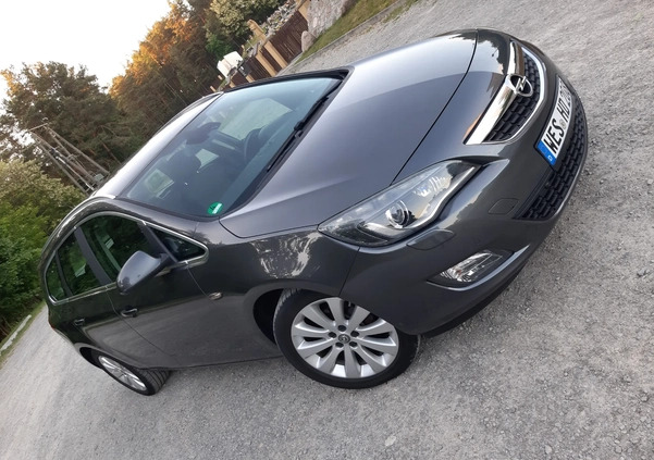 Opel Astra cena 27999 przebieg: 186900, rok produkcji 2011 z Kolbuszowa małe 529